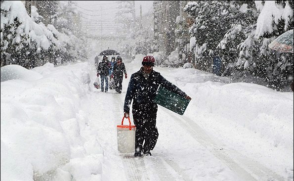 مسدود بودن راه ۴۳ روستا در مازندران مسدود بودن راه ۴۳ روستا در مازندران
