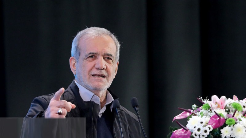 پزشکیان:مصمم به توسعه شبکه حمل و نقل کشور هستیم/ تلفات بالای این بخش قابل قبول نیست