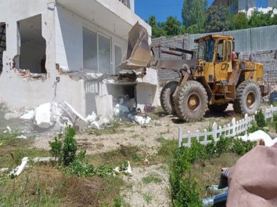 قلع و قمع چهار ساخت‌ وساز غیرمجاز در ساری: ضربه‌ای به سودجویان زمین