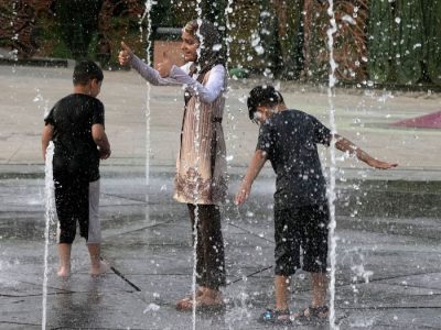 ماندگاری هوای گرم و شرجی تا پایان هفته در آسمان مازندران