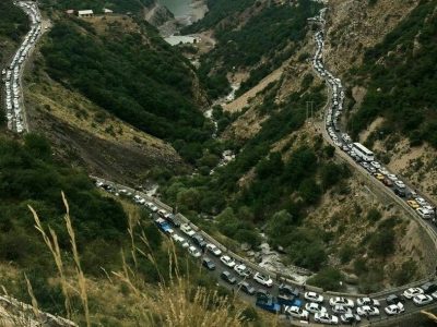 ترافیک در محور رشت به قزوین سنگین است
