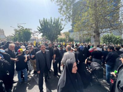 همراهی شخصیت‌ها با مردم در تشییع «شهدای اقتدار ملی»