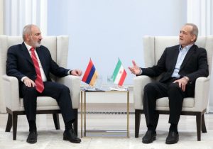 تأکید پزشکیان بر ضرورت رفع نگرانی ها درمورد حضور نیروهای ثالث در نزدیکی مرزهای مشترک