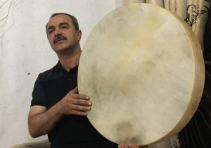 سیدعلاءالدین یاسینی مقام‌های دف را متعلق به مردم می‌دانست
