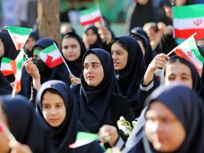 افزون بر ۳۲ هزار دانشآموز پایه هفتم گیلان به مدرسه رفتند