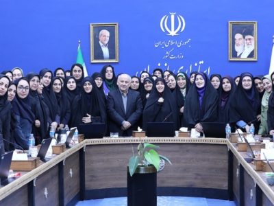 پرداخت کمک هزینه به مادران