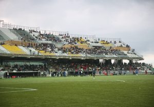 شهرداری نوشهر و نساجی قائمشهر در دو مسیر متفاوت