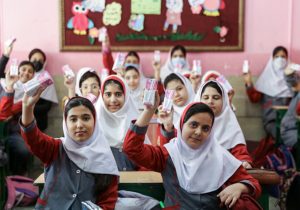 توزیع شیر در مدارس؛ حمایت دولت چهاردهم از سلامت دانشآموزان