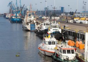 ۲۰ کشتی همزمان در بنادر گیلان تخلیه و بارگیری میشود