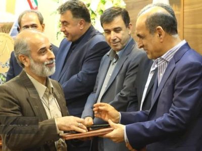 دولت از هر اقدامی که به نفع کشاورزی باشد مانند واردات ماشینآلات و تجهیزات پیشرفته حمایت میکند