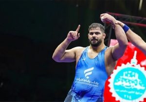 استقبال جویباری ها از قهرمان طلایی کشتی ساحلی جهان