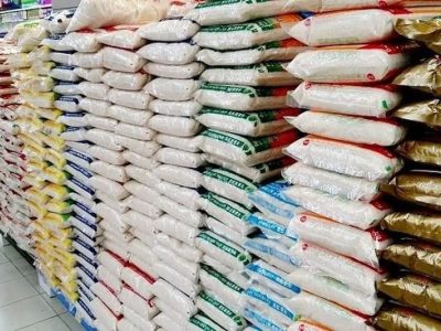 ضربه پلیس به احتکارگران؛ کشف ۴۰ تن برنج در بابل