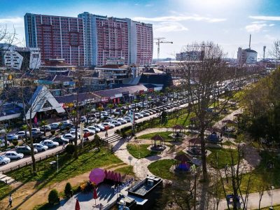 اجرای ۱۳ طرح عمرانی جدید به ارزش ۲.۵ همت در منطقه آزاد انزلی