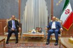 تأکید سفیر ایران و استاندار عراق بر گسترش همکاریهای استانی دو کشور