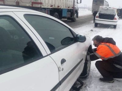 رانندگان برای گذر از محورهای کوهستانی گیلان مجهز باشند