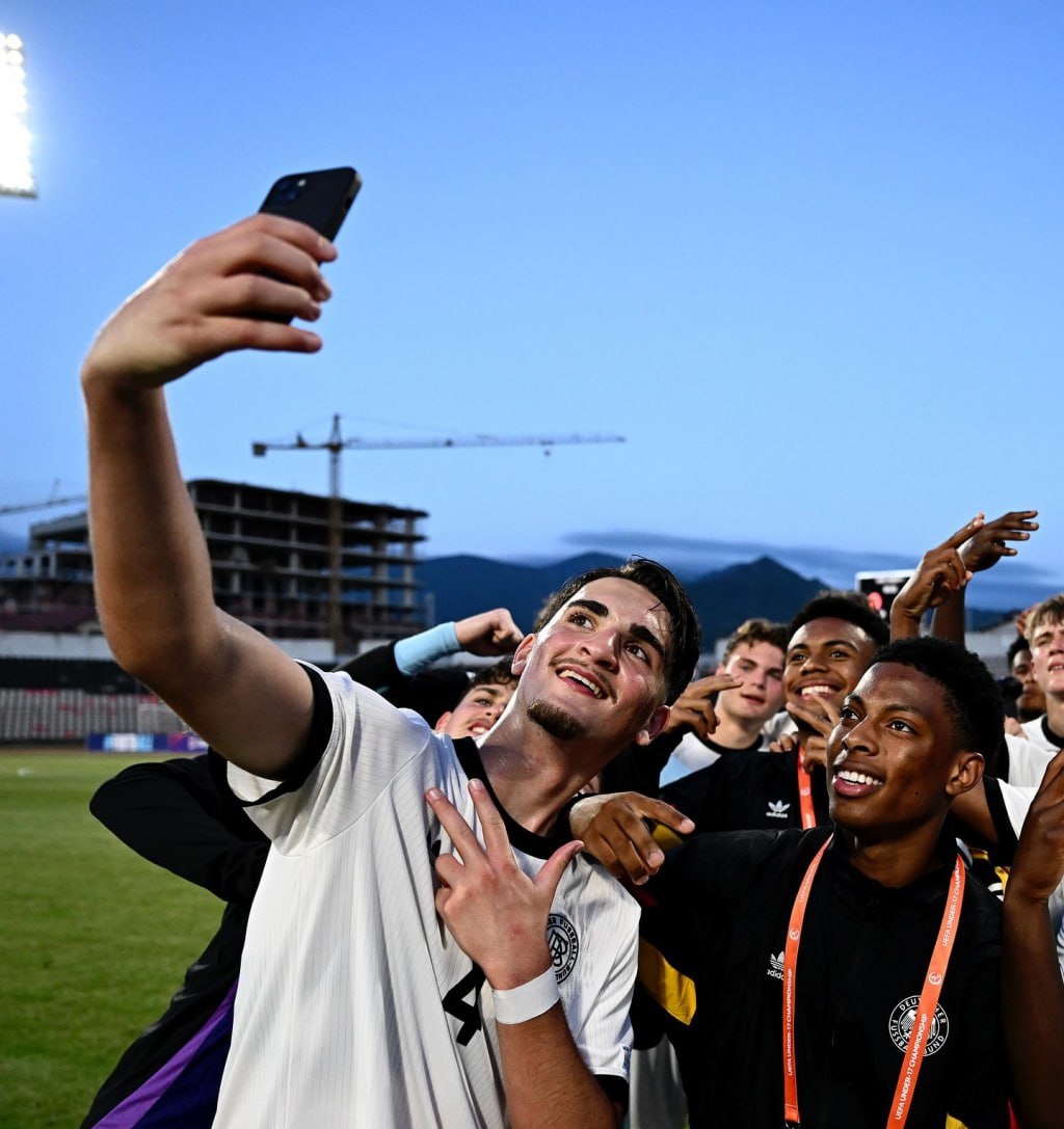 شاید اولین ایرانی رئال مادرید و قهرمان جام جهانی شاید اولین ایرانی رئال مادرید و قهرمان جام جهانی