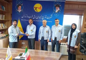 قدردانی از مدیر دفتر هیأت مدیره شرکت توزیع برق غرب مازندران