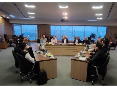 مراسم اعطای درجه ۳ به راهنمایان کشتی‌ها و تجلیل از آنان در بندر نوشهر برگزار شد