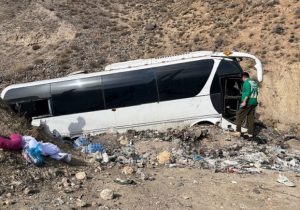 واژگونی اتوبوس در محور هراز