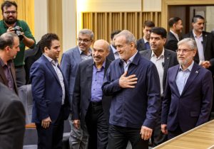 اگر طبابت اجتماعی ندانیم زخم جامعه تبدیل به مرگ می شود/ باید خودمان را اصلاح کنیم