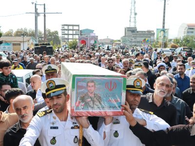 پیکر شهید ناخدا دوم امیرحسین سلیم‌زاده در تنکابن تشییع شد + فیلم