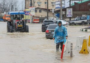 پنج هزار تماس و ۳۴ عملیات امدادی آتش‌نشانی در روز طوفانی گیلان