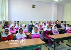 هیچ دانشآموزی نباید از کلاس درس دور بماند